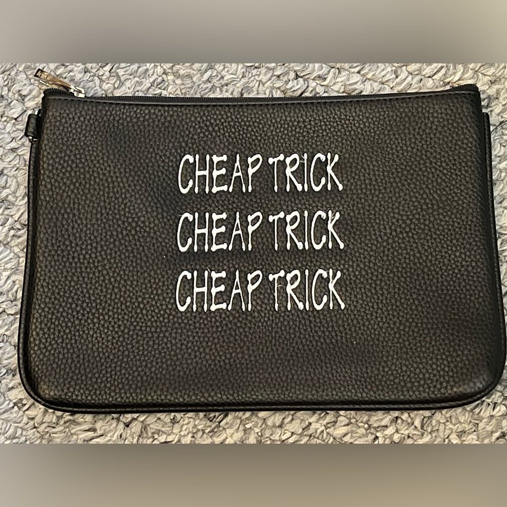Cheap Trick Thirty One Black Makeup Zipper Bag Pouch 6x9 New Smoke Free